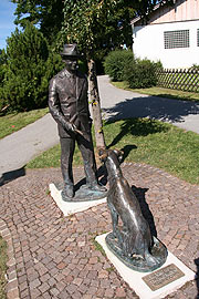 Thomas Mann Denkmal am Seeufer "Herr mit Hund" in Gmund (Foto: Martin Schmitz)